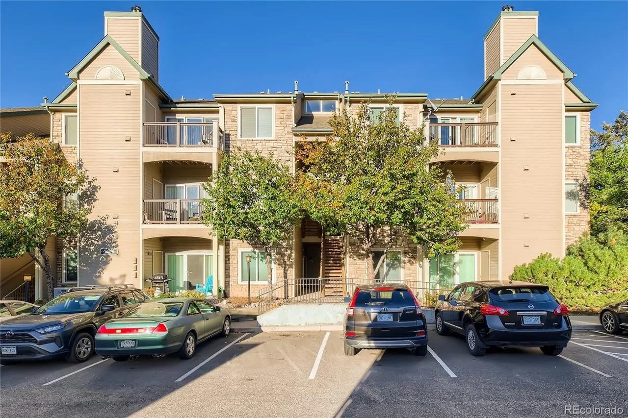 7415 S Alkire St #305 - Photo 2 of 26