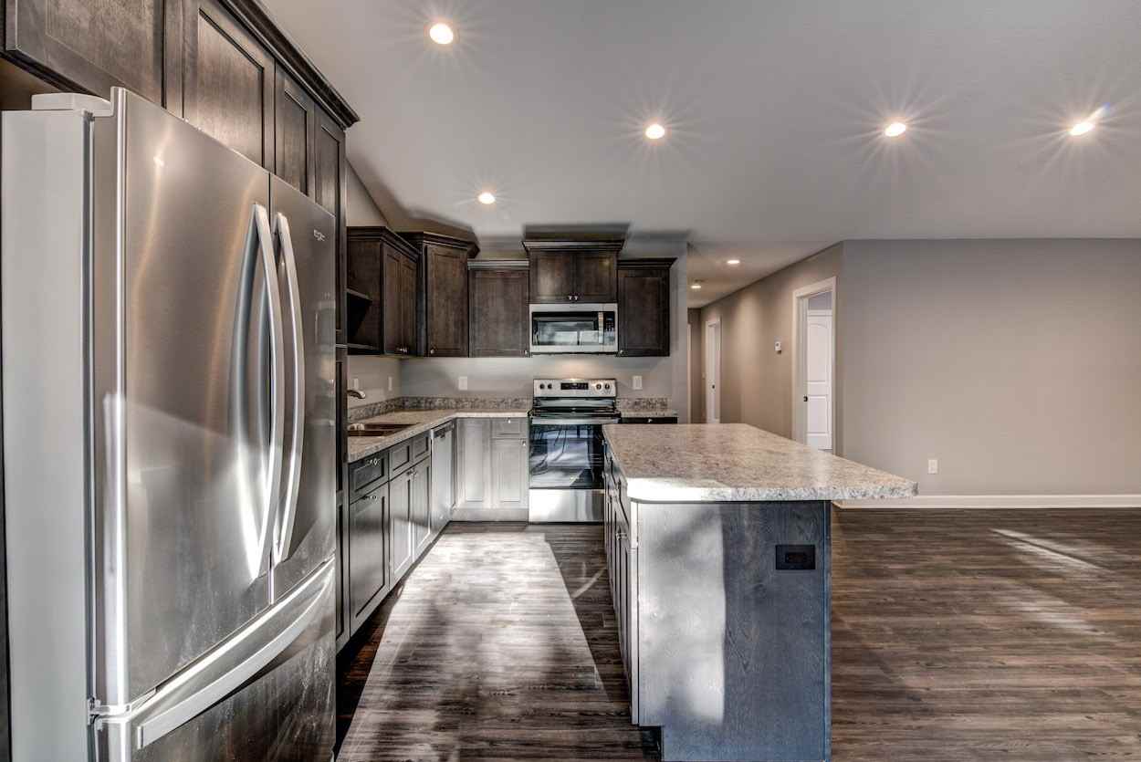 1616 Charleston Drive #B - Photo 3 of 19