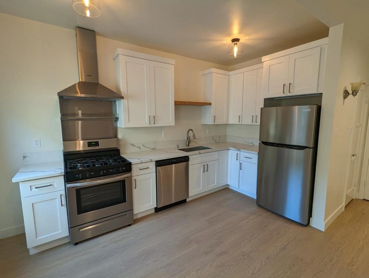 559 N Normandie Ave #206 - Photo 2 of 10