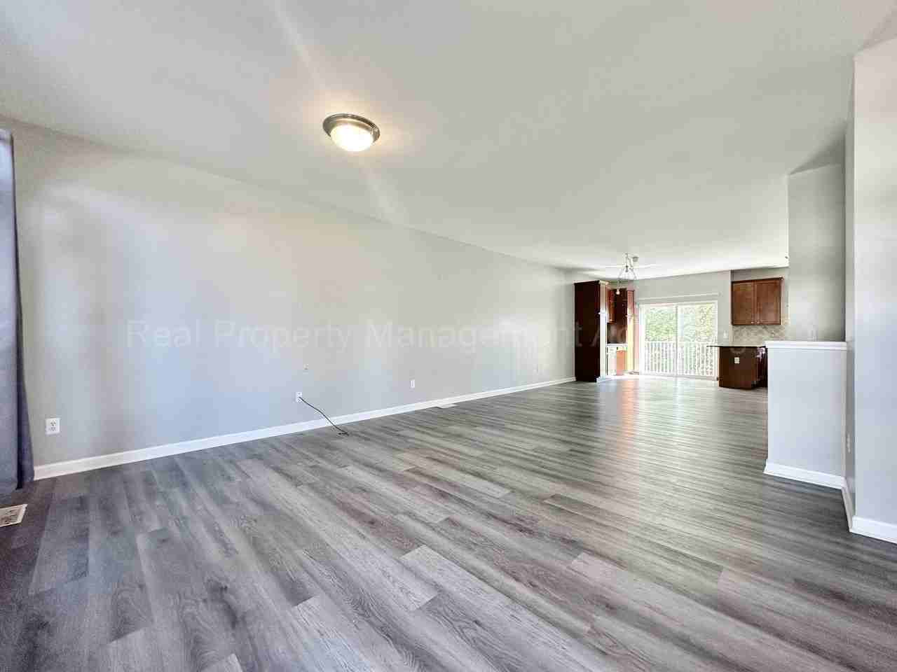 6116 6116 Heron Hills Dr. - 6116 Heron Hills Dr - Photo 3 of 29