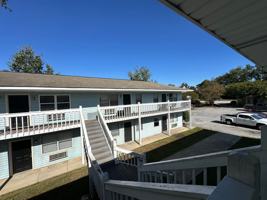 featured image of 213 Hampton Ave