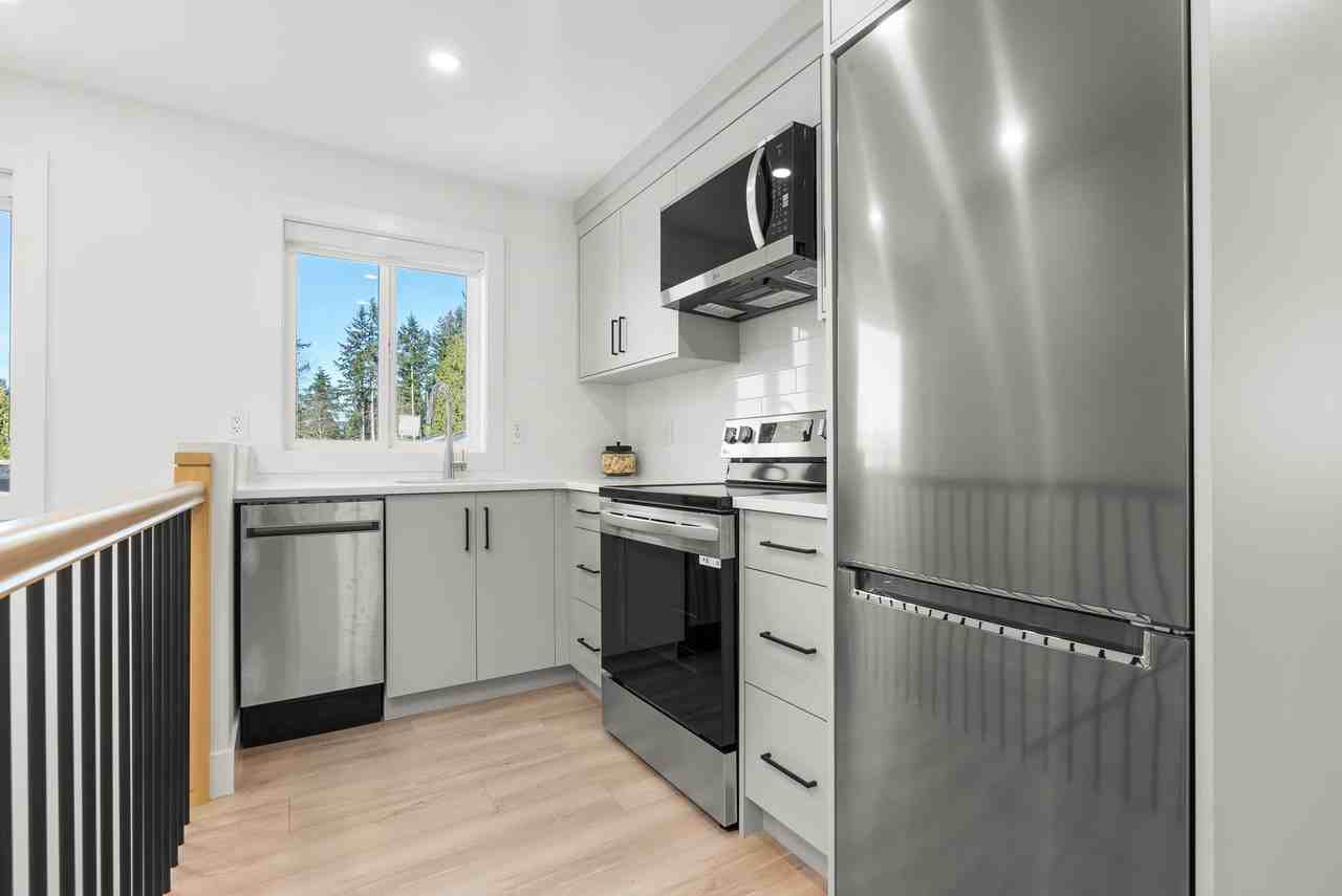 9328 Ebor Road - Photo 2 of 17