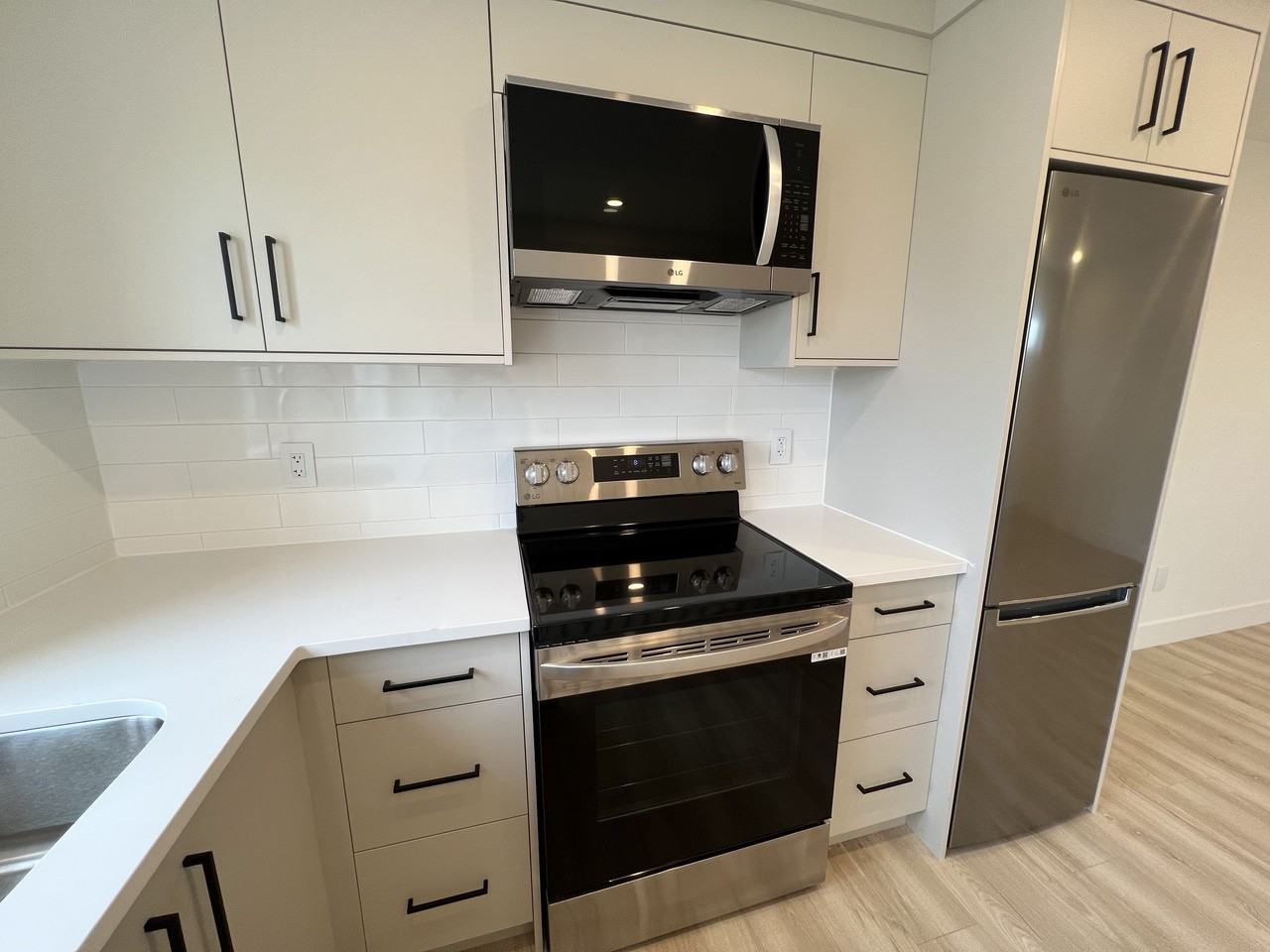 9328 Ebor Road - Photo 4 of 17