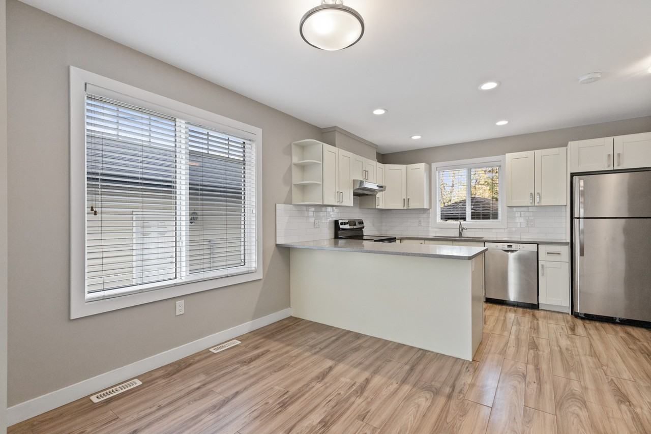 10110 113 Ave Nw #10110 - Photo 2 of 32