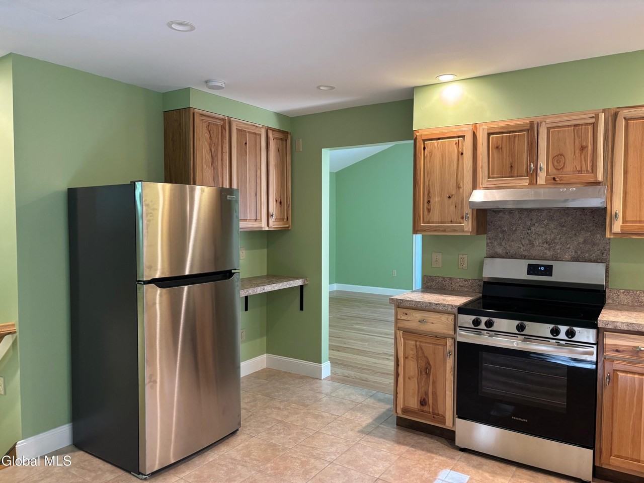 443 N Creek Rd - Photo 6 of 29