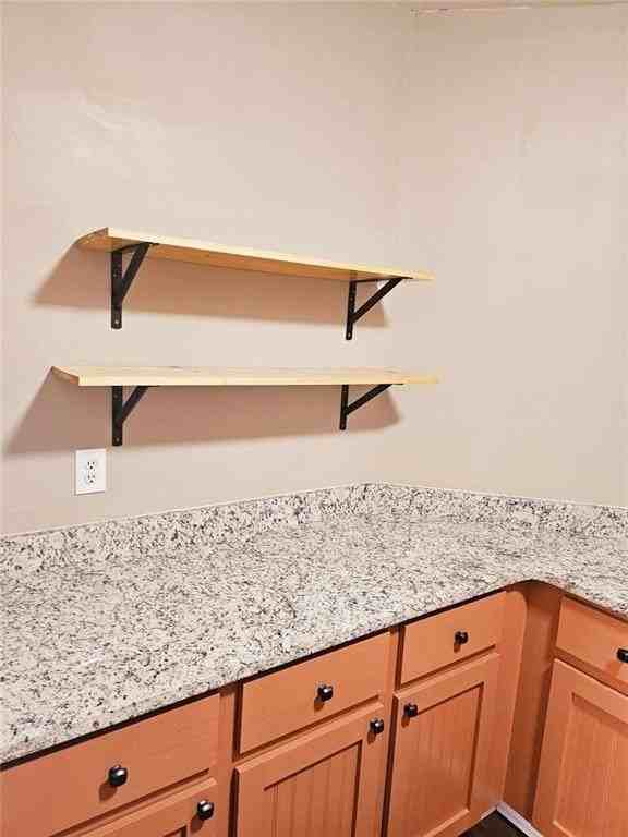 3001 Susan Ct - Photo 3 of 19