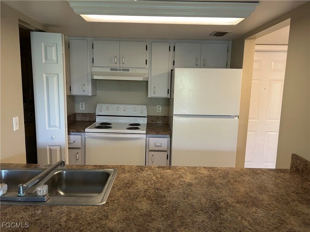 211 Park Ave Unit 15 #15 - Photo 3 of 9