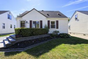 featured image of 880 E Rowland Ave