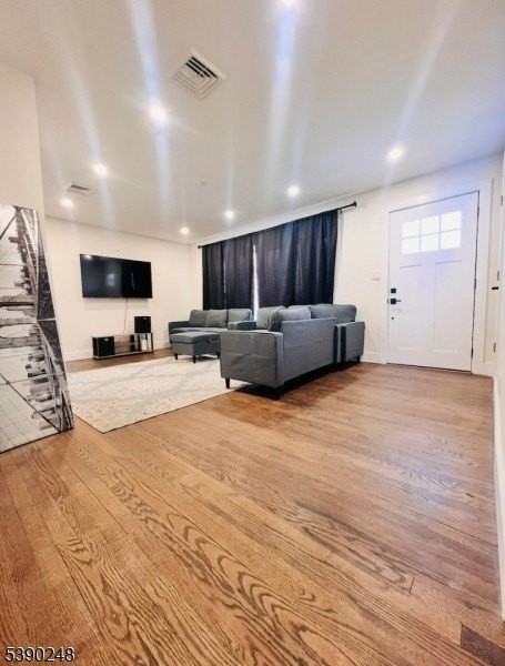 275 Valley Rd - Photo 2 of 14