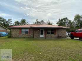 137 Deerwood Ct - Photo 1 of 1