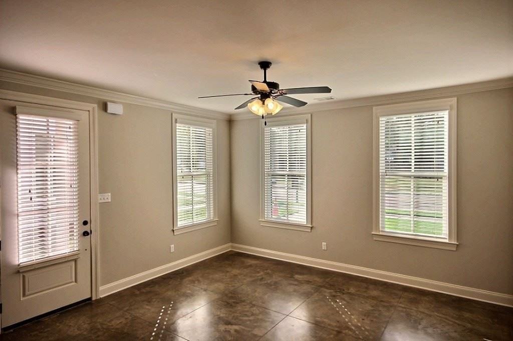 186 E South St #1 - Photo 3 of 22