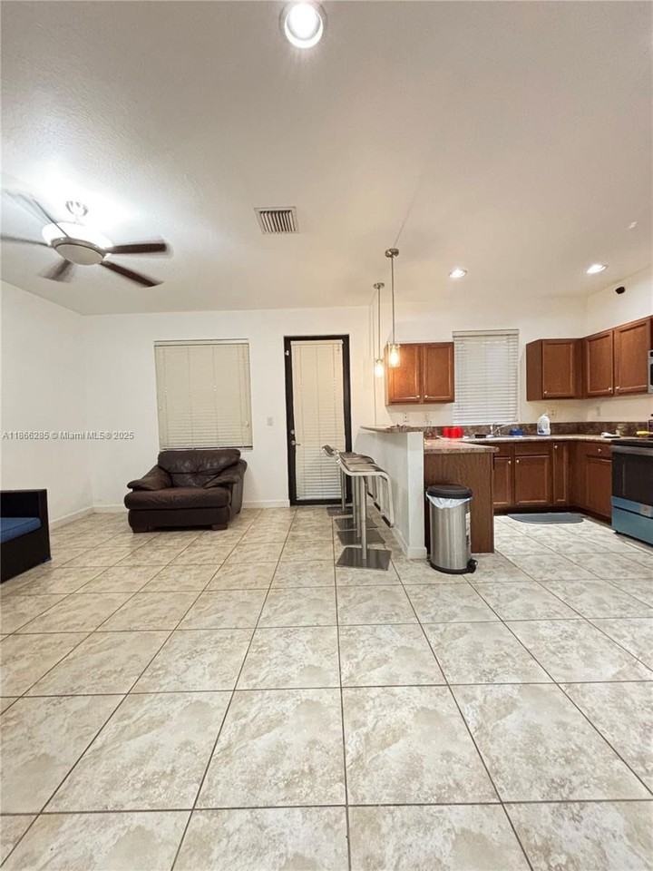 17443 Sw 153rd Path #17443 - Photo 3 of 8