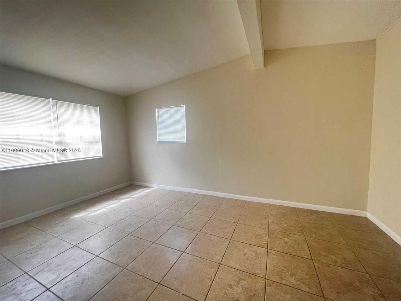 3350 Sw 37th St #0 - Photo 3 of 8