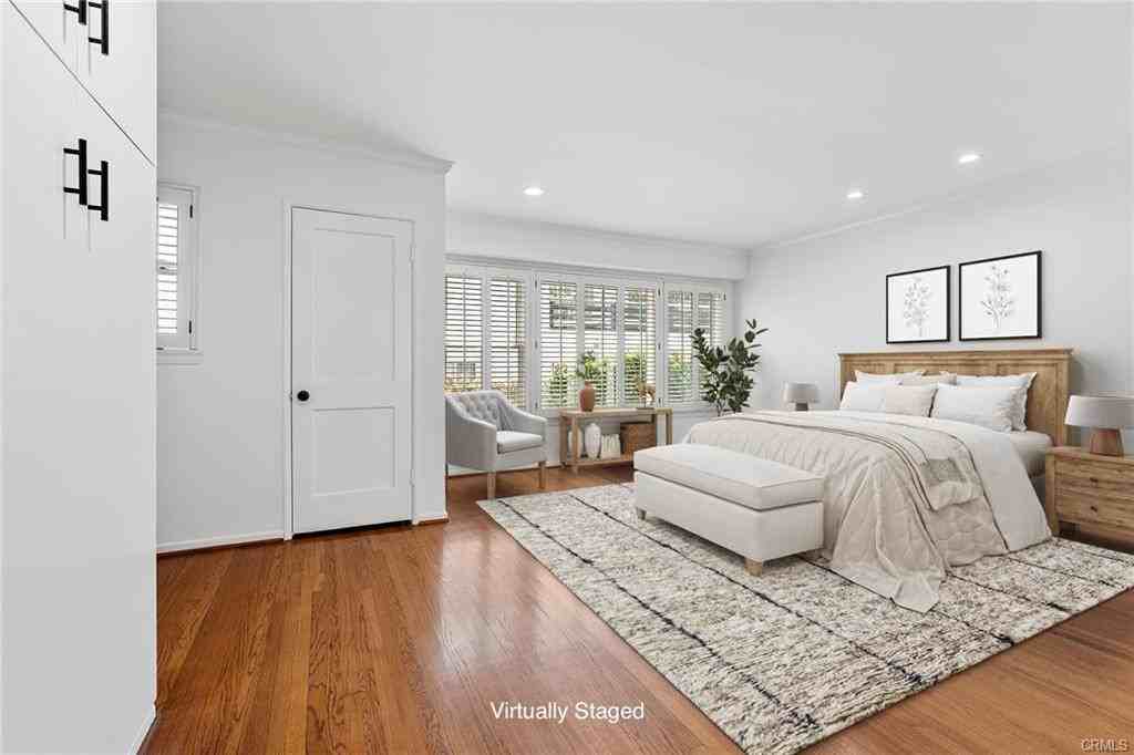 11053 Strathmore Drive - Photo 3 of 8