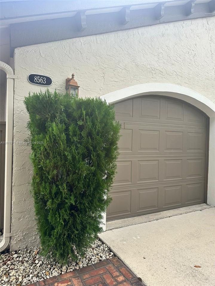 8563 Sw 115th Ct #8563 - Photo 4 of 8