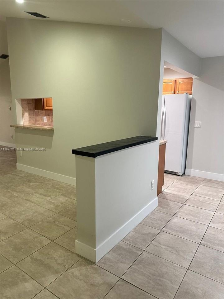 8563 Sw 115th Ct #8563 - Photo 7 of 8