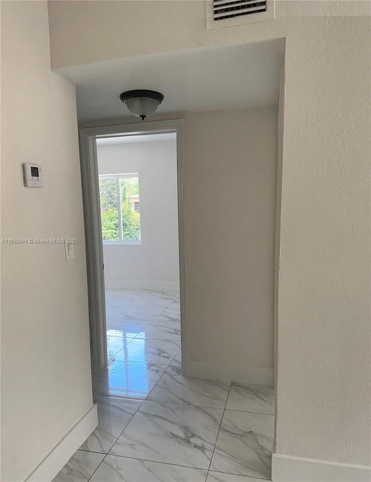 7003 Nw 6th Ave #7003 - Photo 3 of 14