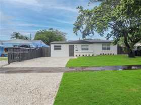 817 Sw 20th St - Photo 1 of 1
