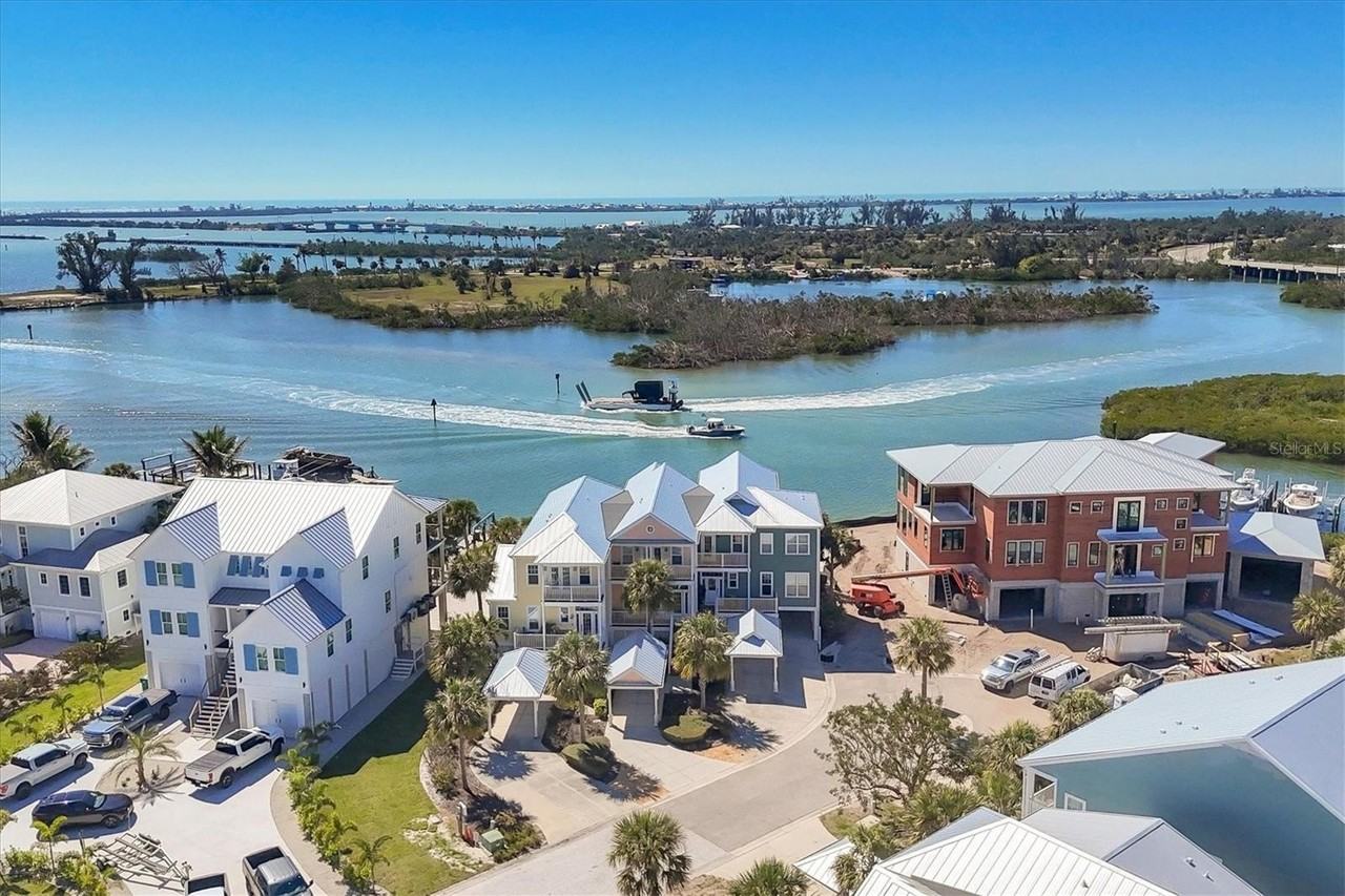 11727 Anglers Club Dr #132 - Photo 5 of 50