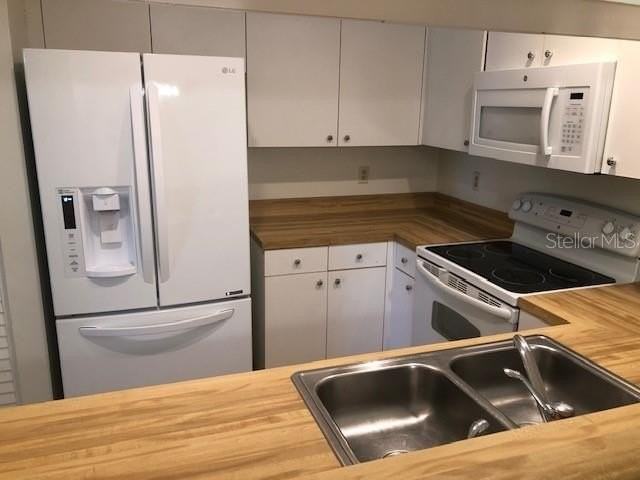 638 Bird Bay Dr E #212 - Photo 3 of 18