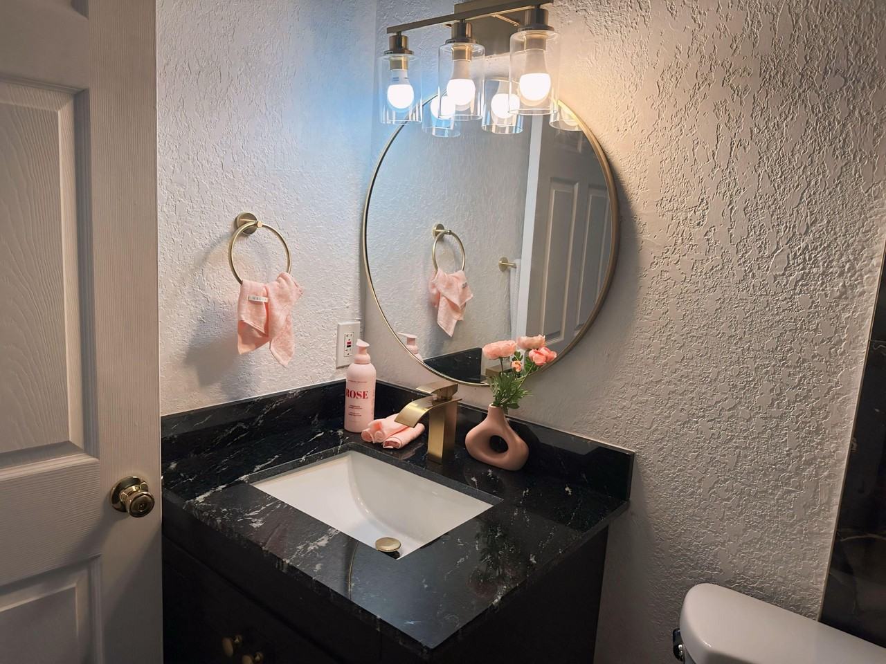 Ne 146th St - Photo 4 of 7