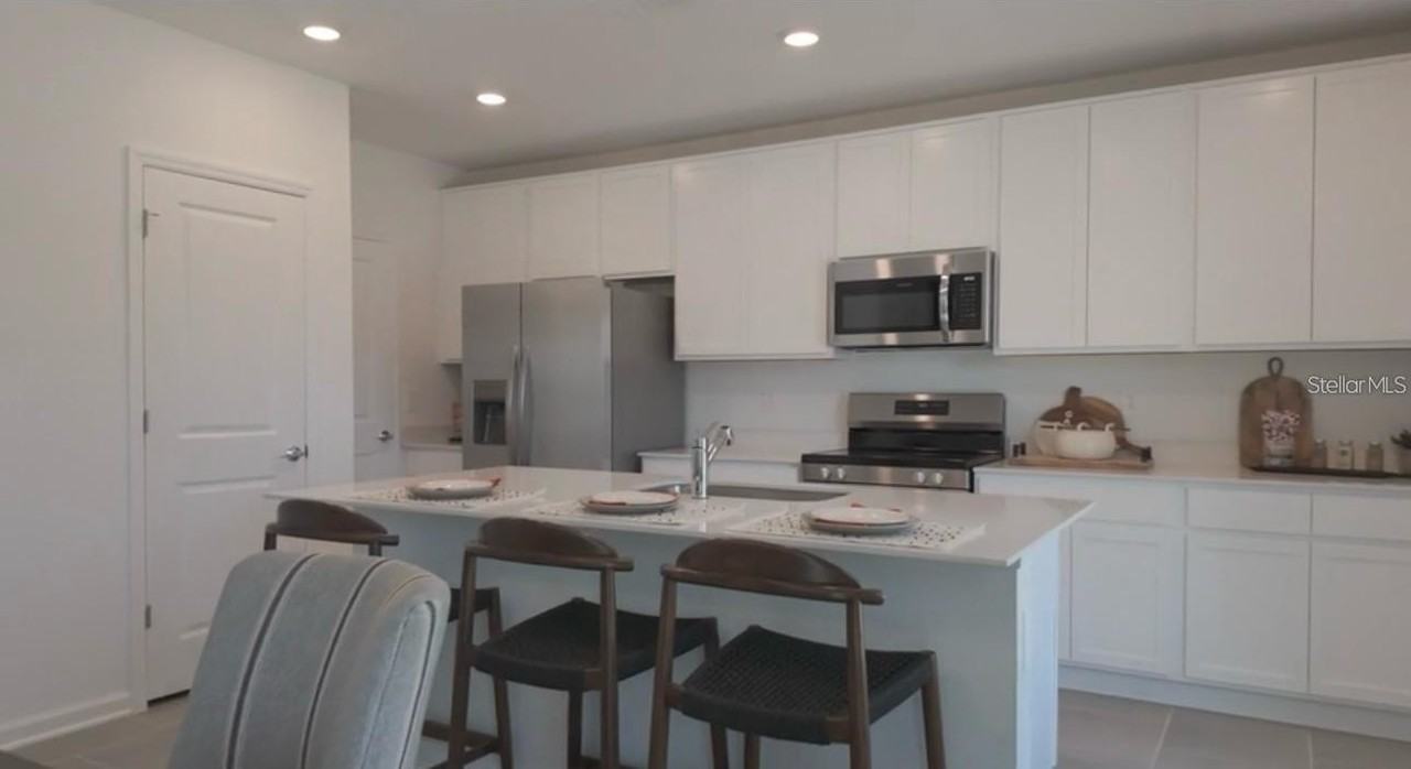 1559 Marksman Rd - Photo 2 of 17