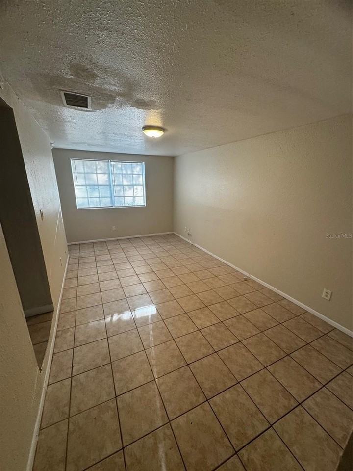 3808 N 54th St - Photo 2 of 10