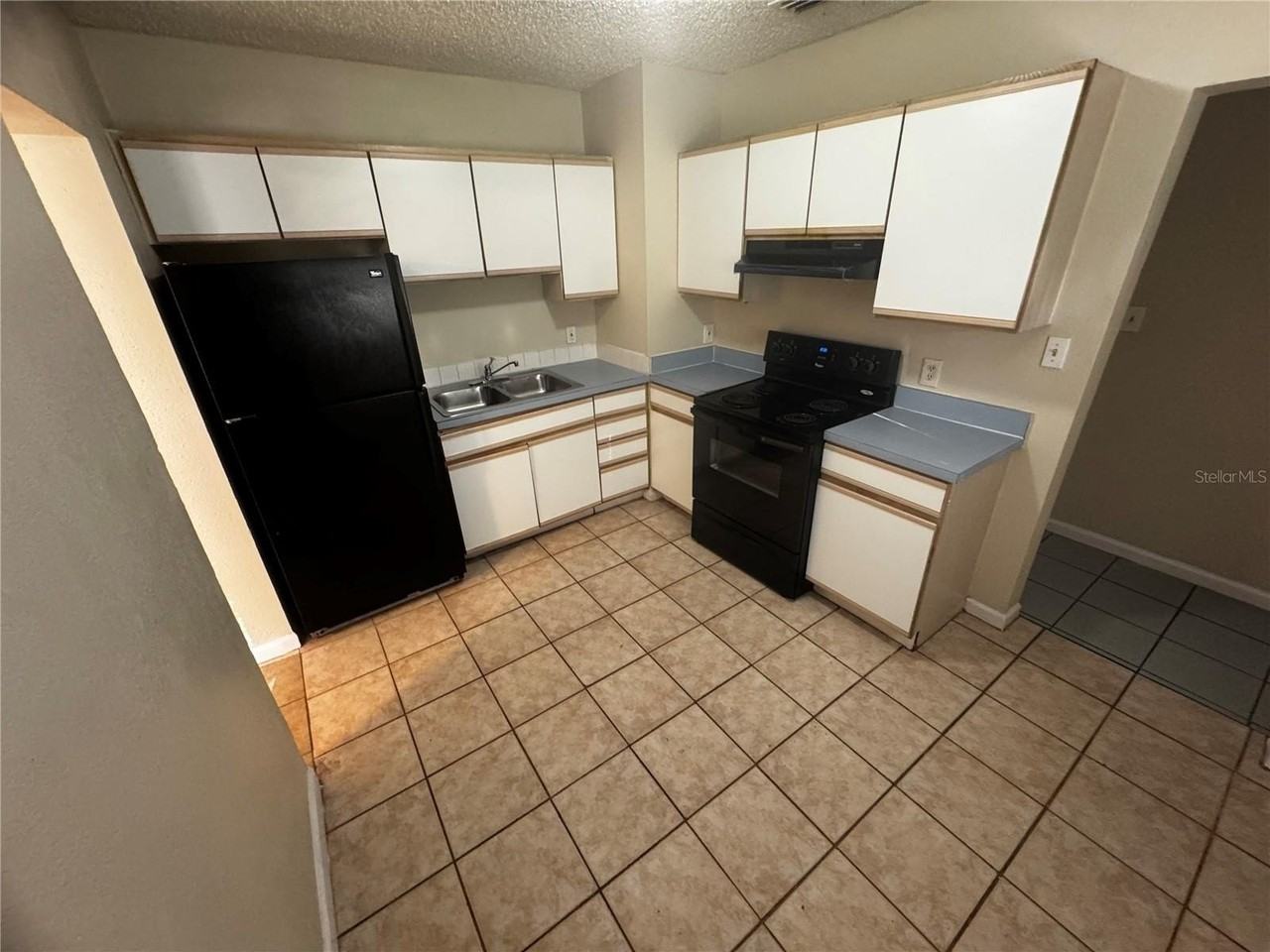 3808 N 54th St - Photo 4 of 10