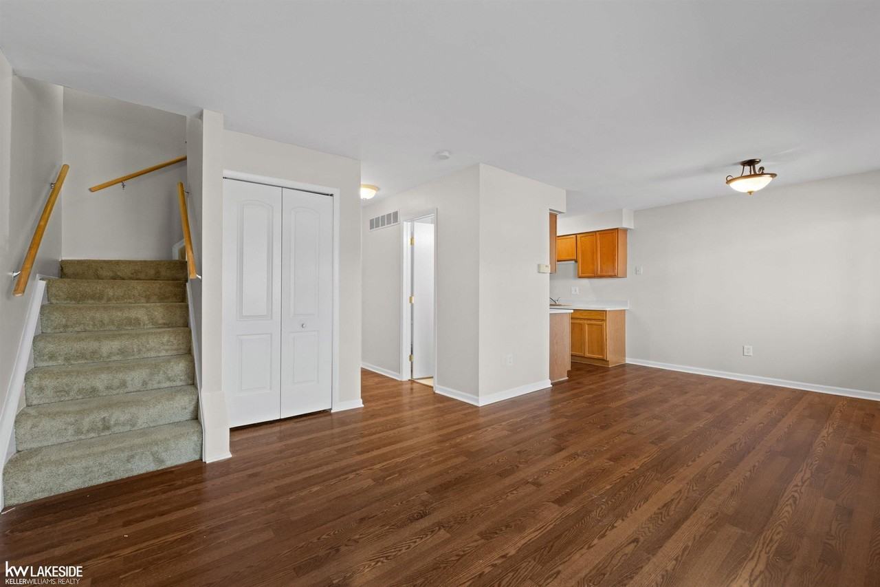 2012 Orchard Crst - Photo 4 of 18