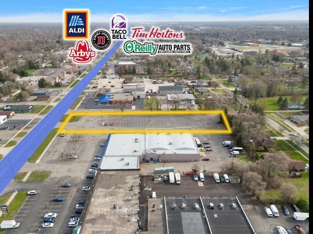 48081 Van Dyke Ave - Photo 2 of 4