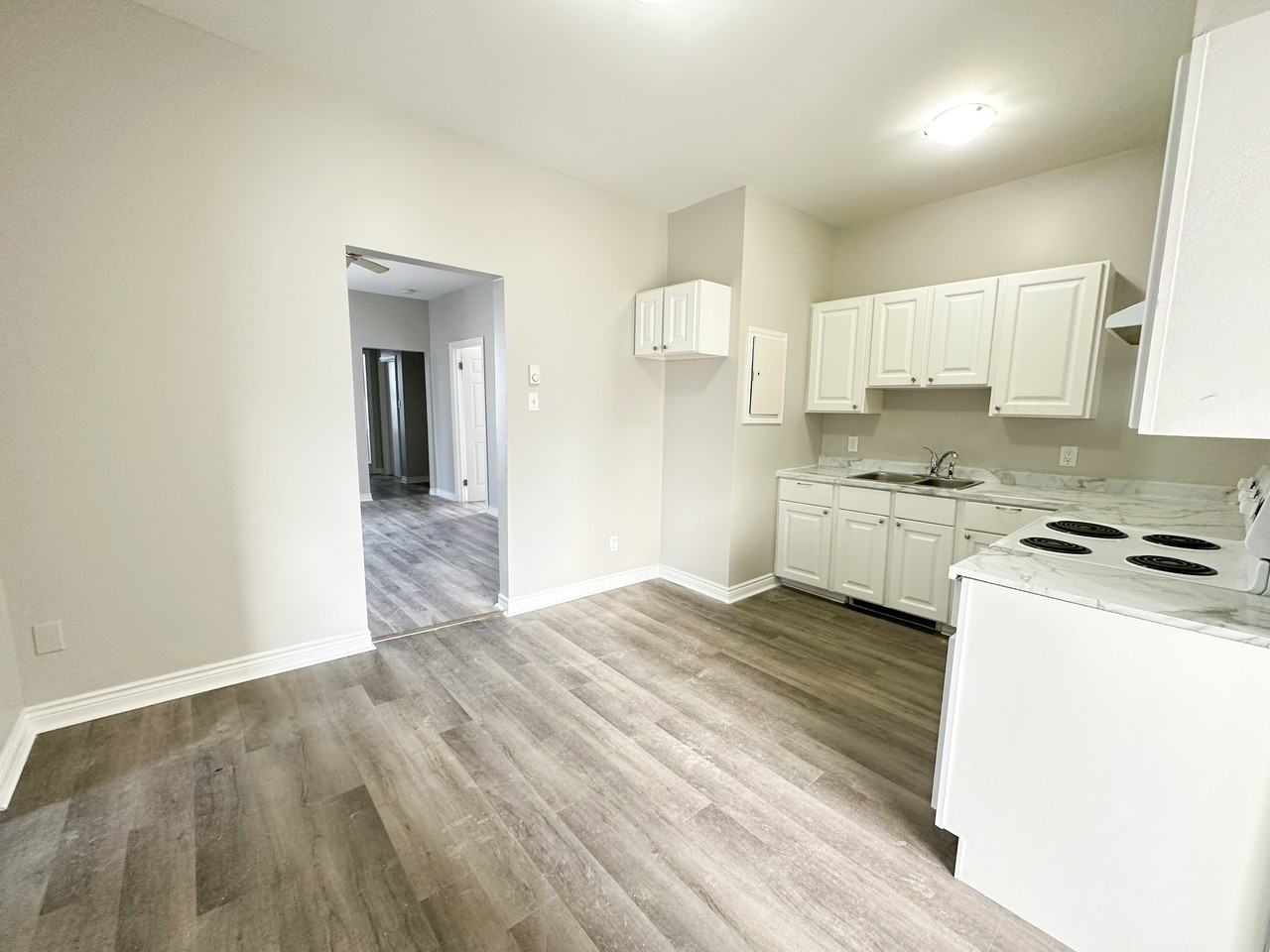 10 Cedar St #10CEDAR3 - Photo 2 of 9