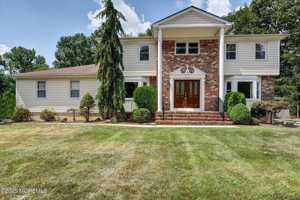 featured image of 9 Adams St