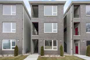 1241 S Fairfield Ave #1 - Photo 1 of 1