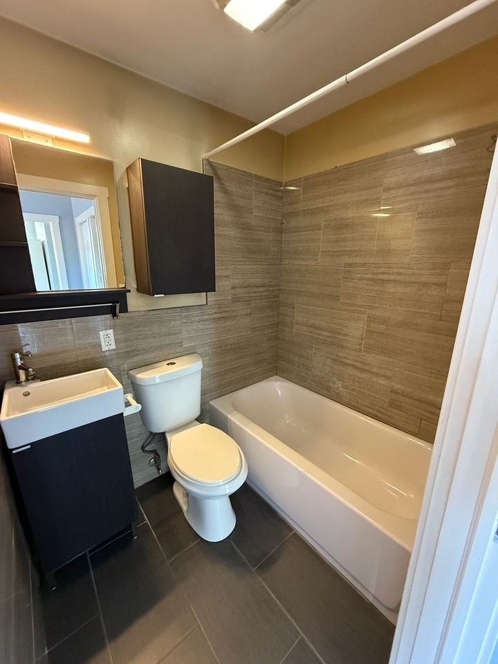 1500 Broadway Avenue #201 - Photo 3 of 3