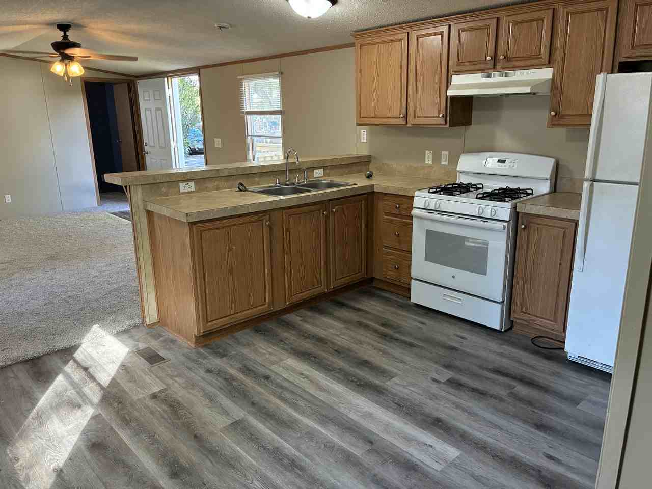 2900 Grand Avenue #28 - Photo 4 of 16