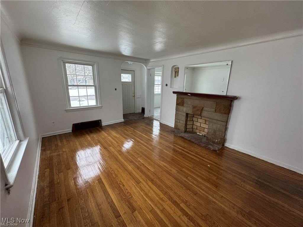 3678 W 140th St - Photo 5 of 12