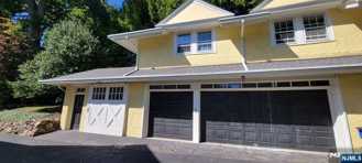 9 Lincoln Street Carriage Hou - Photo 1 of 1