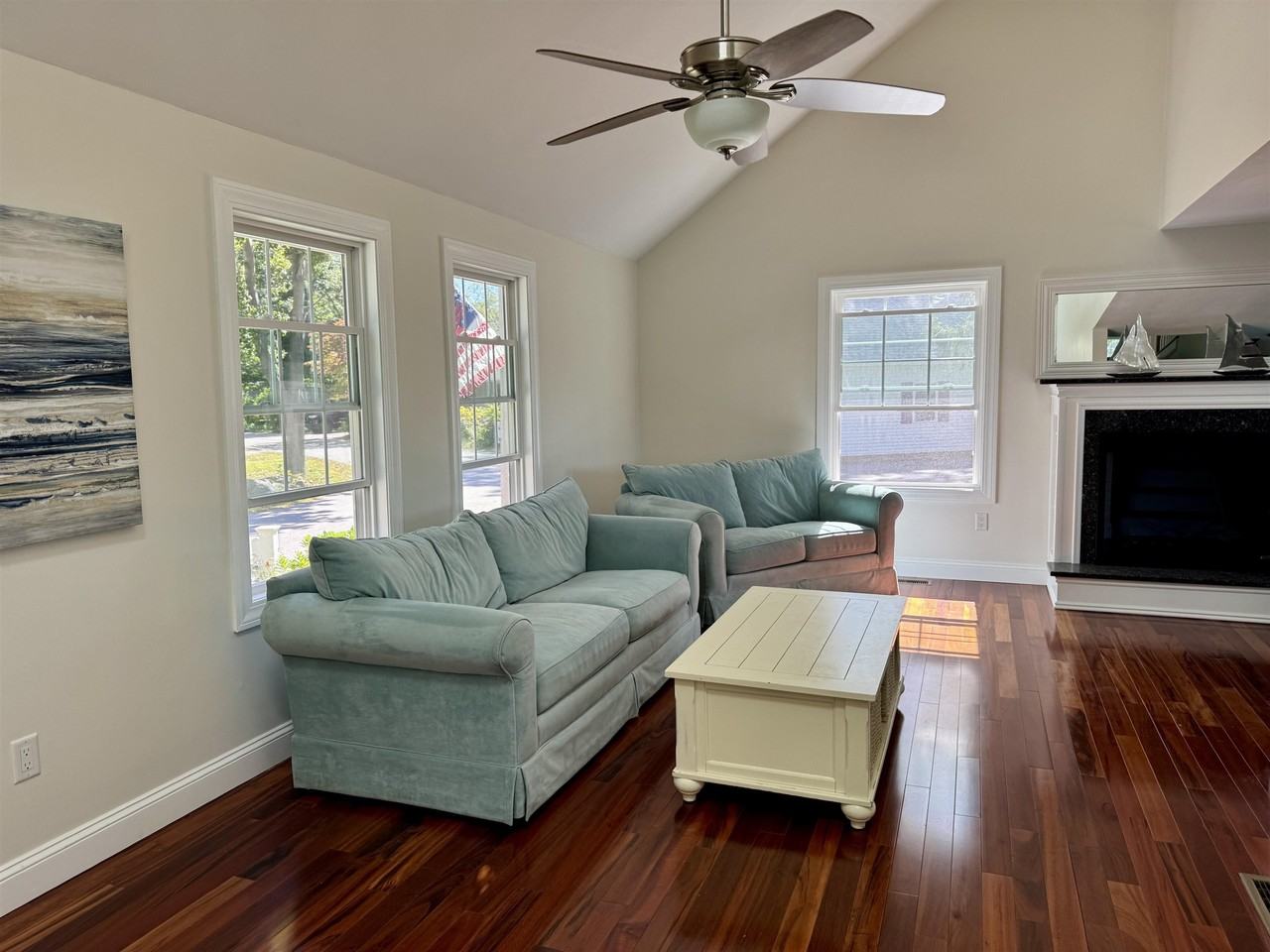 34 Mendum Ave - Photo 7 of 38