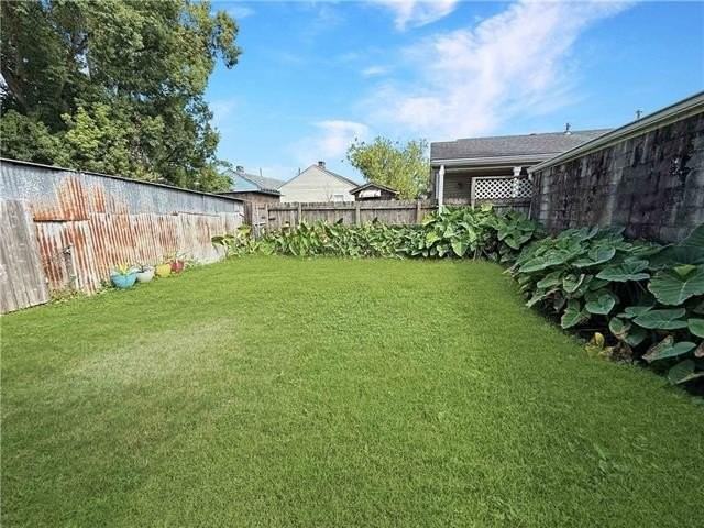 4409 Eden Street - Photo 3 of 10