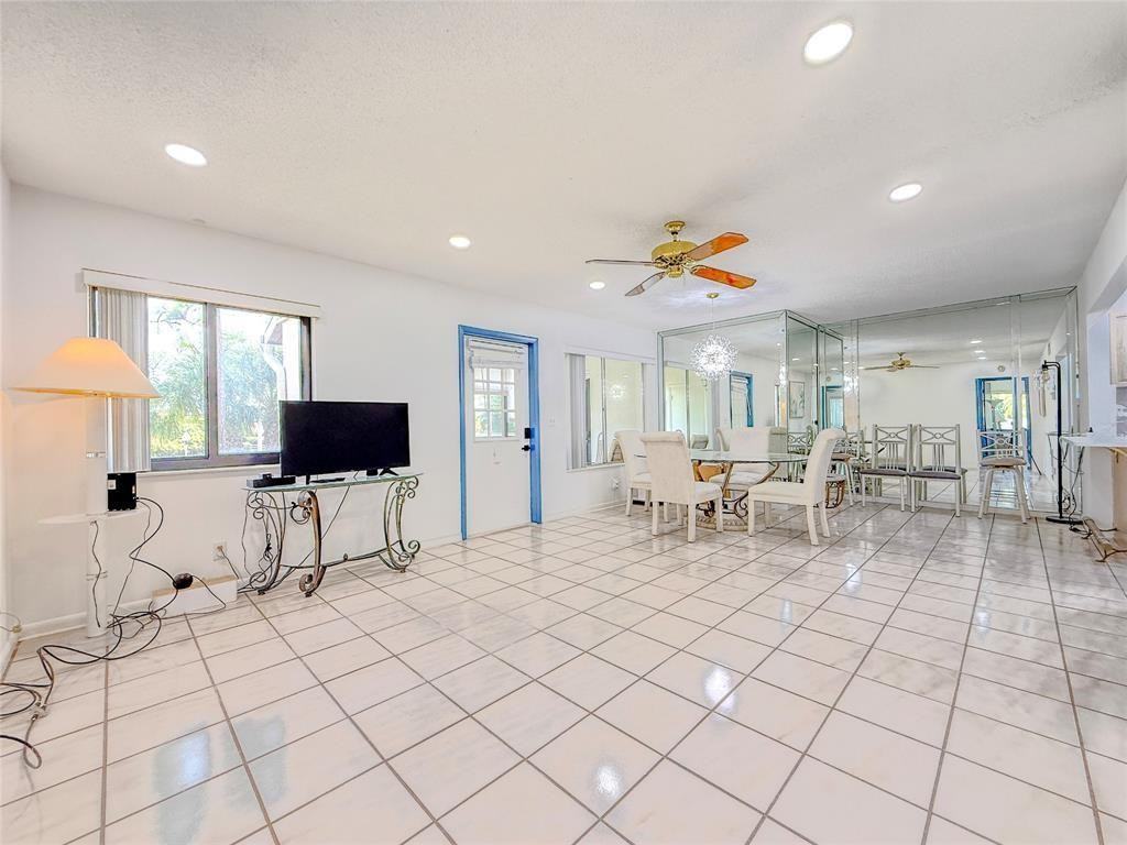 301 Knotty Pine Circle #D2 - Photo 2 of 15