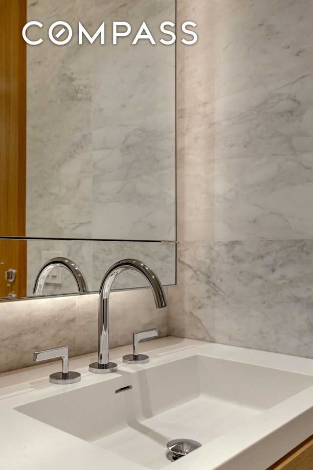 565 Broome Street #S7B - Photo 5 of 8