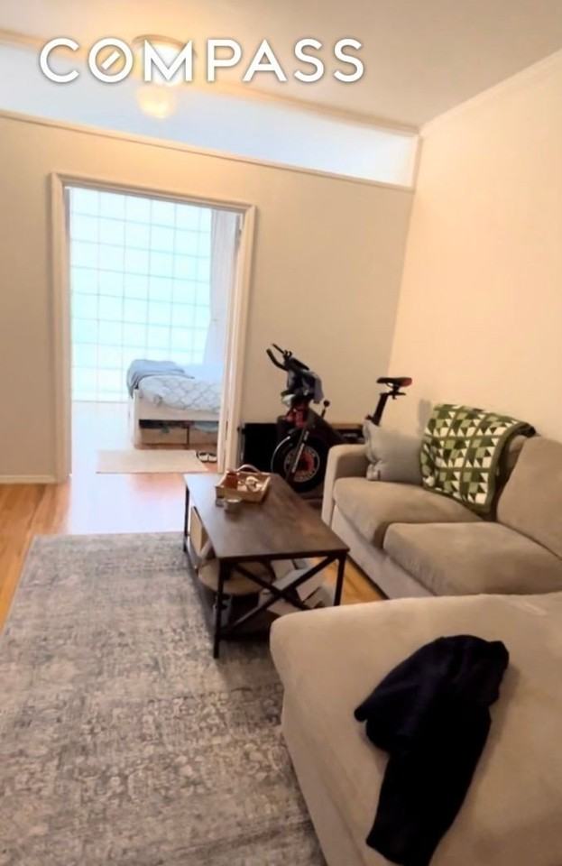 330 East 58th Street #4A - Photo 3 of 11