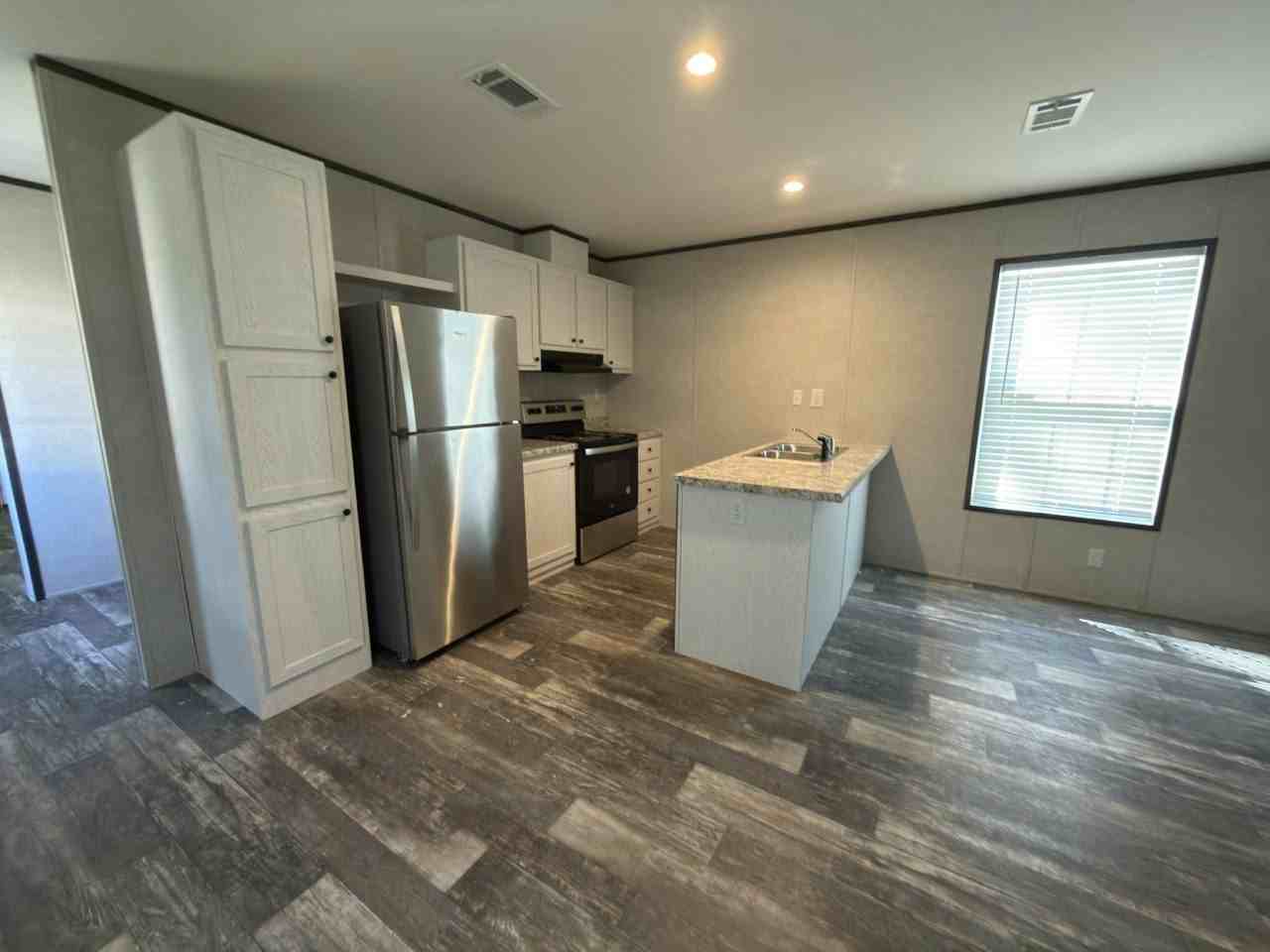 6407 Southeast 108th Street #39 - Photo 4 of 15