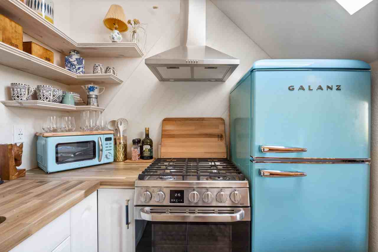 524 East 12th Avenue #Boho - Photo 4 of 17