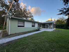 405 Ne 131st Ln - Photo 1 of 1