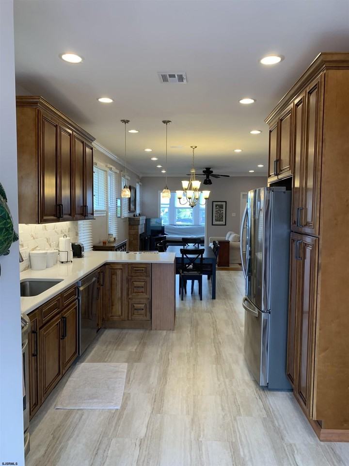 11 N New Haven Ave - Photo 5 of 26