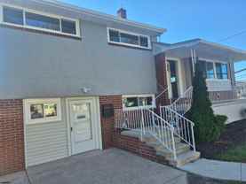 566 N Elberon Ave - Photo 1 of 1