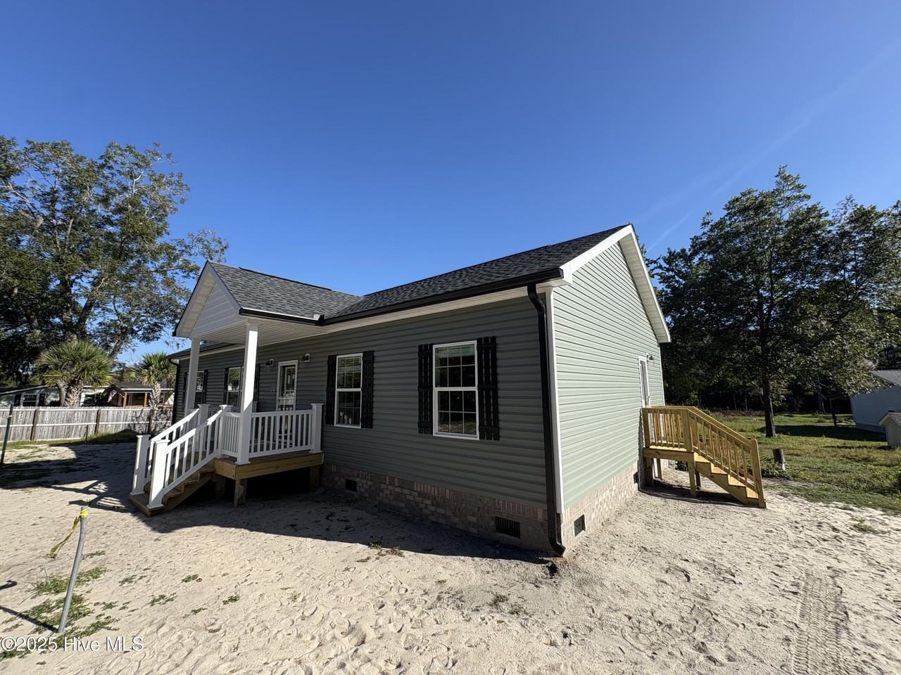 416 Peanut Rd - Photo 2 of 20