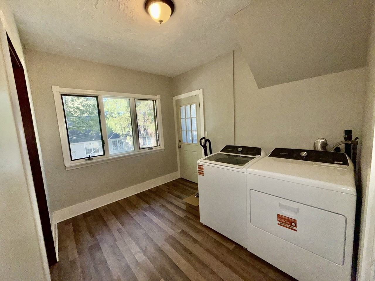 15 Rosemont Road - Photo 3 of 8