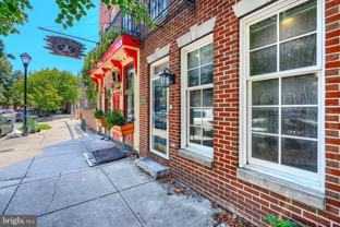 706 S Bond St - Photo 1 of 1